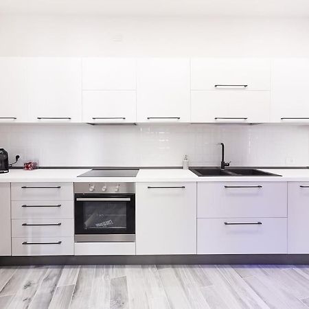 Elegant Apartment Милано Екстериор снимка